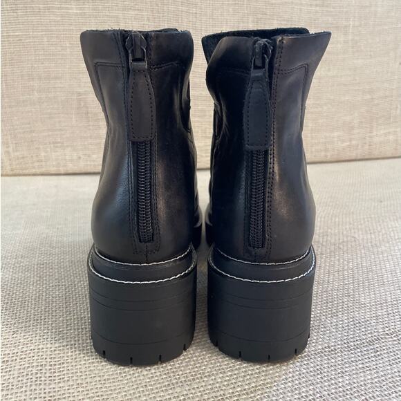 Gianni Bini New Cond, Black Leather Combat, Lug Sole Heel Boots, Zip, Size 10 M - Picture 5 of 7